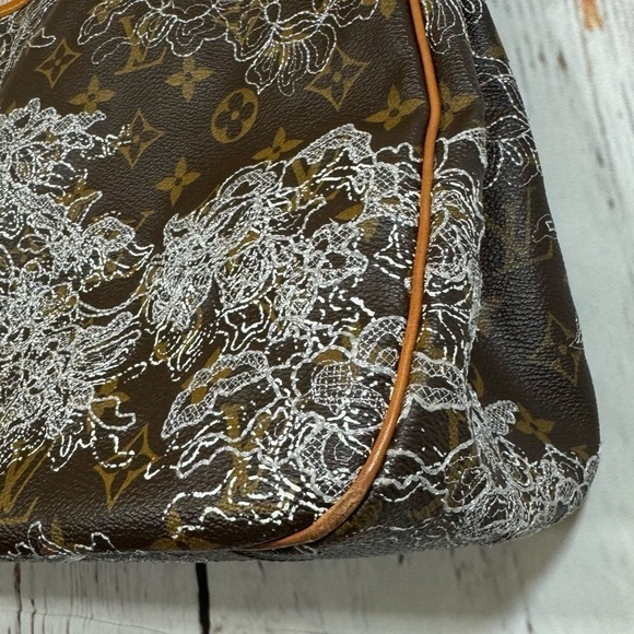 LOUIS VUITTON Dentelle Batignolles Horizontal Bag Limited Edition Silver EUC - Picture 17 of 17